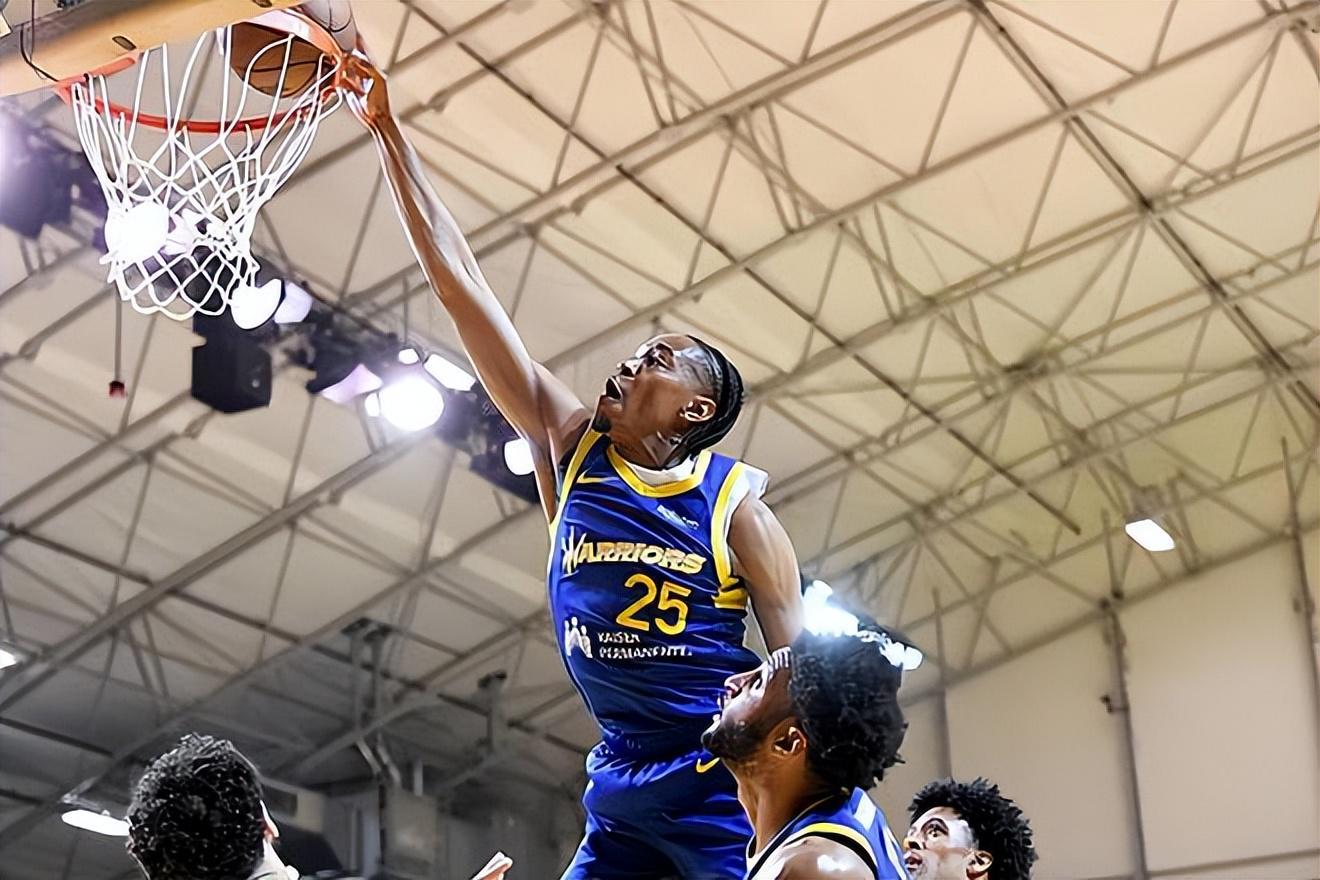 500彩票-老鹰先签后裁两名球员，他们正在为小号拼命招揽人才？